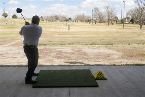 Golf Course Driving Range 的图像结果