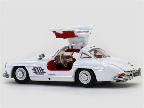 1955 Mercedes-Benz 300SL 1:64 Briscale diecast scale model miniature ...
