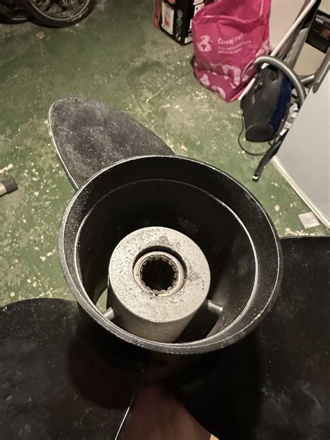 Honda propeler 14.8 x 17