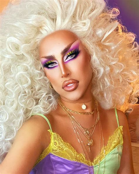 Drag Queen Turned 的图像结果