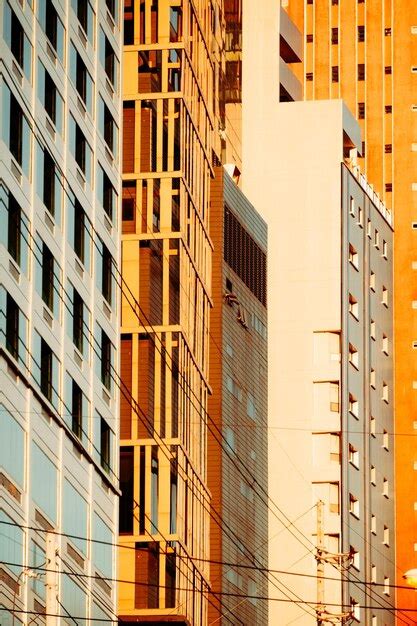 City Building Exterior 的图像结果