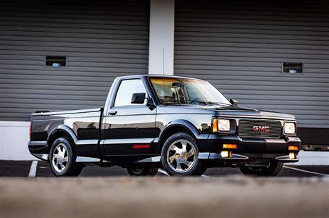 Tastefully Upgraded 1991 GMC Syclone Is a One-Owner Diamond in the Rough - autoevolution