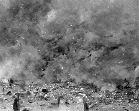 Hall Exploding 的图像结果