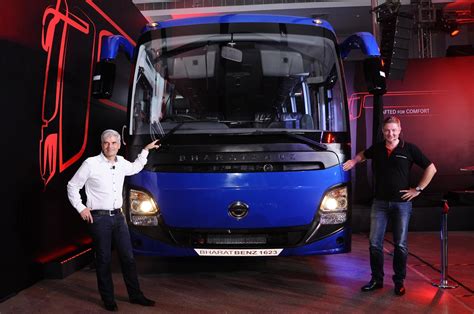 DICV launches new BharatBenz 16-tonne intercity coach | Autocar ...
