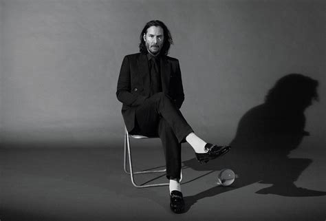 Download Canadian Black & White Actor Celebrity Keanu Reeves HD Wallpaper