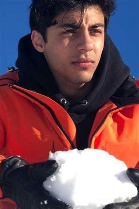 Rahul Vaidya’s Bio, Age, Relationships, Latest Buzz, Photos & Videos