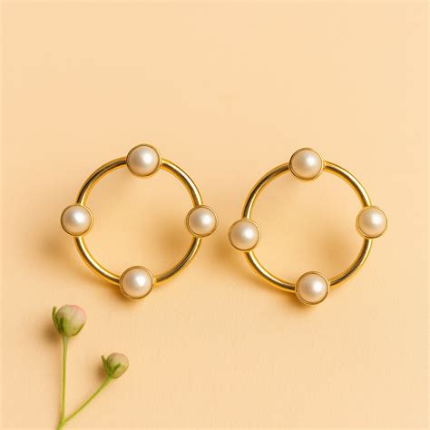 4 pearl small ring stud - Buy Online at Kourwaki | Free Shipping