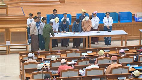 A session inside the Pyidaungsu Hluttaw in progress