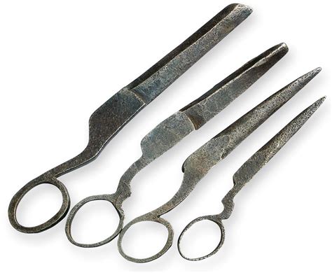 History of embroidery and sewing scissors - Maison Sajou