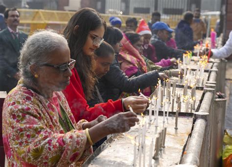 Christmas celebrations grip country