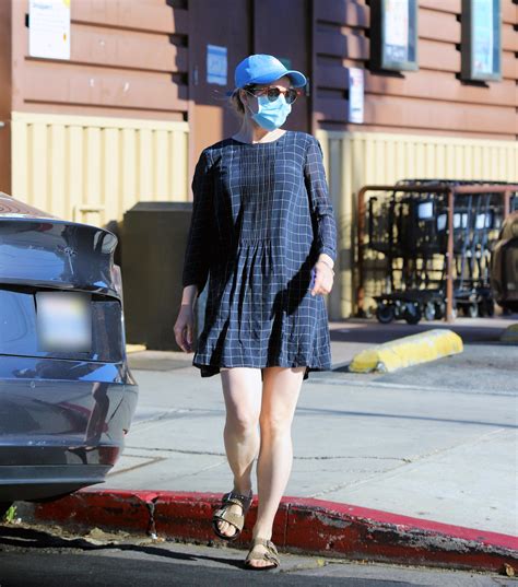 Rachel McAdams's feet