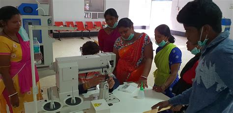FPJ Positive News: Flex Banners Upcycled Into Schoolbags And Study Mats