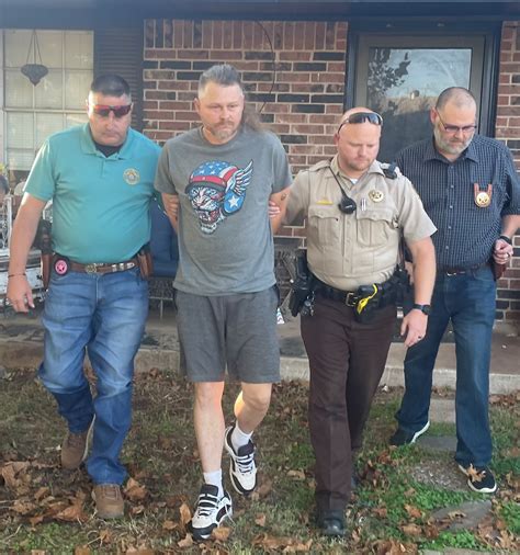 Canadian County man arrested after flash drive of child porn found ...