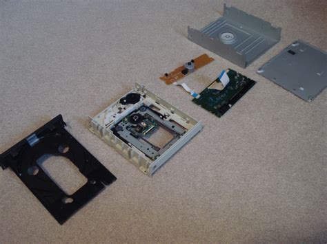 CD Exploding in Drive 的图像结果