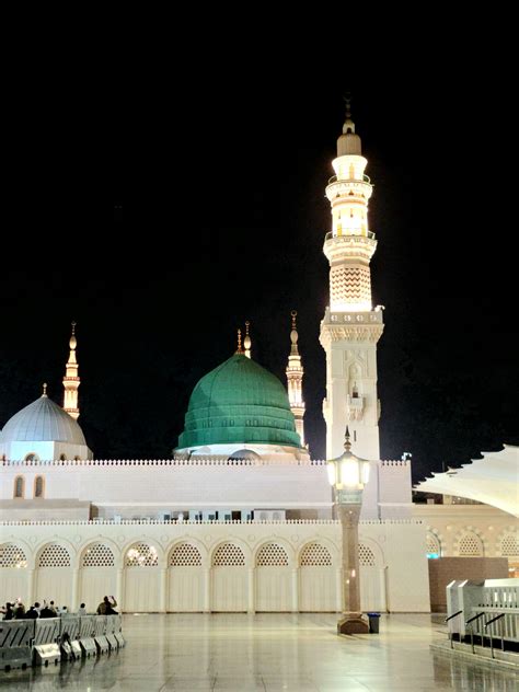 Haram Tours Affordable Umrah Package 1A: (30th Mar/15th May) & (26th ...