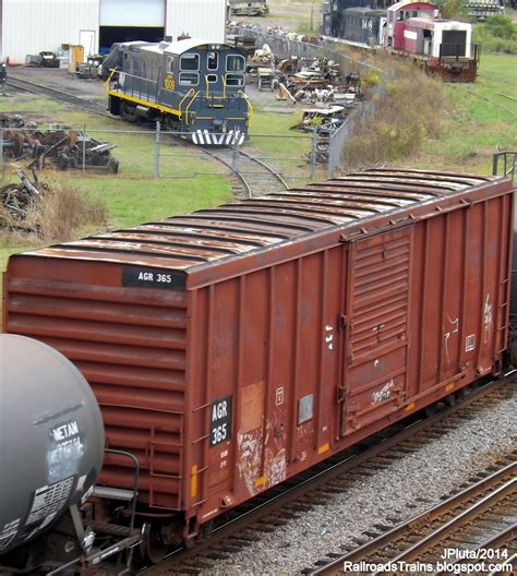 RAILROAD Freight Train Locomotive Engine EMD GE Boxcar BNSF,CSX,FEC ...