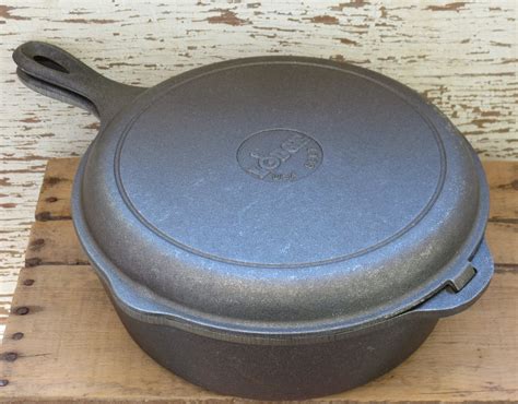 Lodge Cast Iron Double Skillet Combo Cooker 8CCT & 8CCB