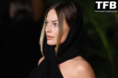 Margot Robbie Sexy (114 Photos) - Sexy e-Girls🔞
