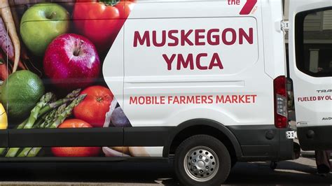 Muskegon YMCA Mobile Farmers Market helps residents access fresh produce