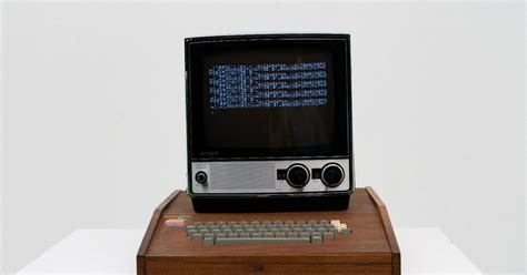 First Apple 1 Computer 的图像结果