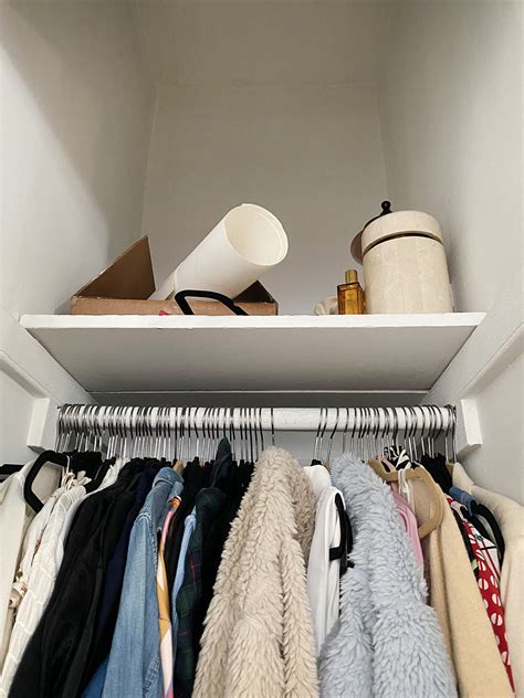 Small Closet Organization 的图像结果