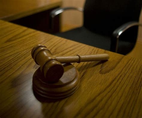 Judge Nixes Alabama Law Putting Pregnant Girls Through Trial | Newsmax.com