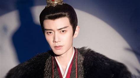 凤凰台上最新素材