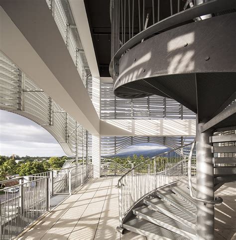 Building with Screen 的图像结果