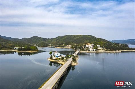 航拍岳阳“相思湖”，极目楚天舒，天蓝蓝水清清_市州水闻_水利频道