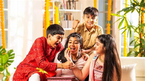 When Is Bhai Dooj 2025? Check Bhai Beej Date, Time, Muhurat, Rituals ...