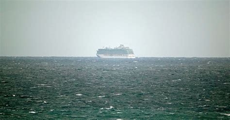 Cruise ship to dock at Florida port while awaiting testing of 2 crew ...