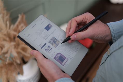 I’ve been reviewing the Remarkable Paper Pro Move for two weeks – now I ...