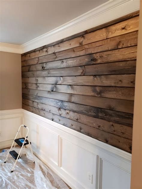 Rustic shiplap accent wall | Rustic shiplap wall living room, Wood ...