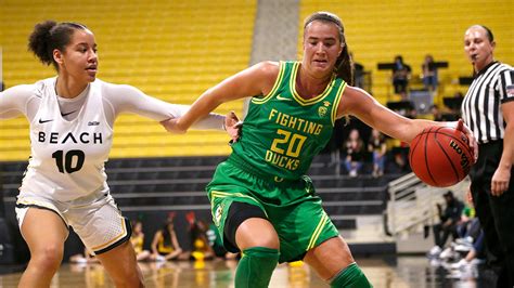 Ionescu leads No. 3 Oregon past LBSU with Kobe courtside | Fox News