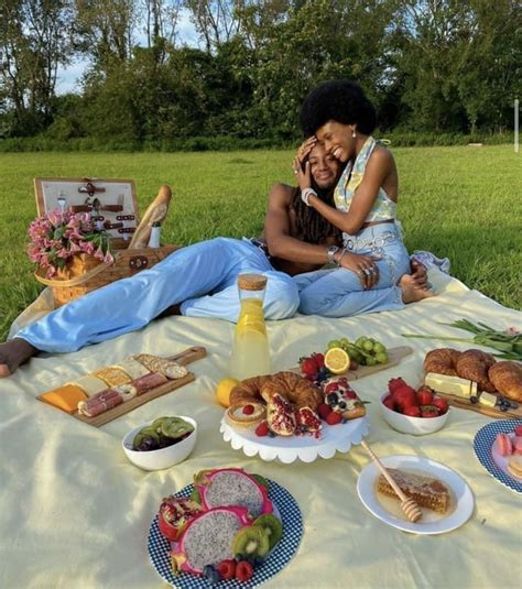 Date Night Picnic Ideas
