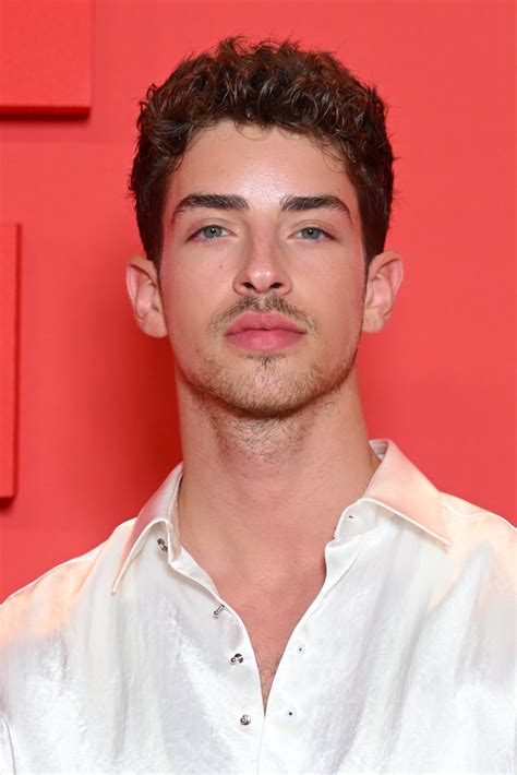 Spaniard Actors 60 Photos - Moonagedaydream.film