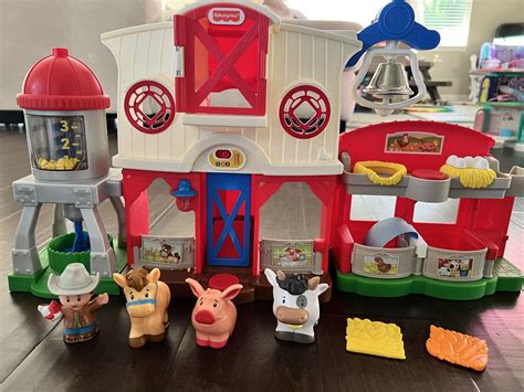 Little People Farm Set for Sale in Winchester, CA - OfferUp