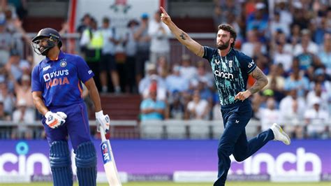 Reece Topley Profile, Reece Topley: Age, ICC Ranking, Career Info ...