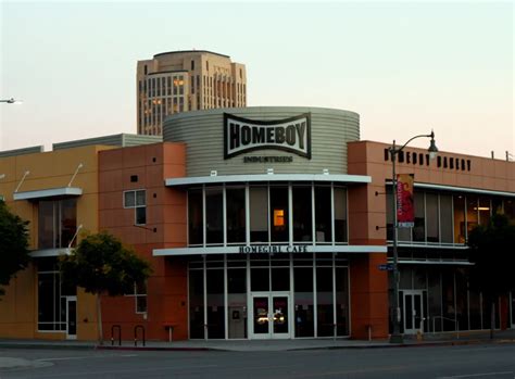 Frank McCourt gives $10 million to expand gang rehab center