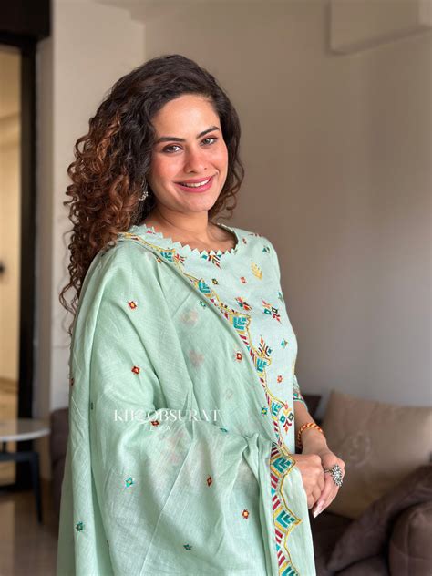 Sage Green Embroidered Suit Set – Khoobsurat Eva
