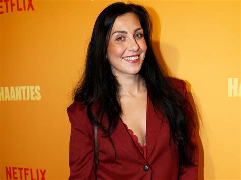 B&B Vol Liefde-Antine en Amber slaan de handen ineen