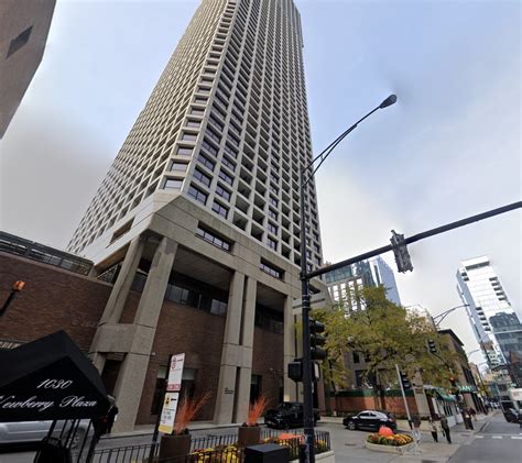 Renovation Approved For 1050 North State Street In Near North Side