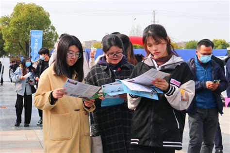 开启新征程，踔厉奋发向未来，阜师大学子迎来新学期-欢迎访问阜阳师范大学网站