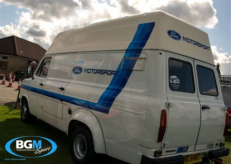 Supporting Our Local Community 的图像结果