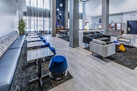 HOLIDAY INN EXPRESS & SUITES COLUMBUS OSU-MEDICAL CENTER BY IHG - Hotel ...