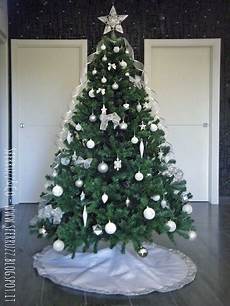 tappeto per albero di natale sferruzz co natale si avvicina il tappeto per l albero di tappeto per albero di natale sferruzz co natale si avvicina il tappeto per l albero di