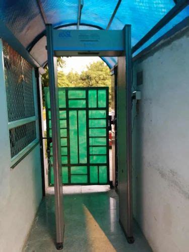 D2401 Door Frame Metal Detector Trader - Retailer from Chennai