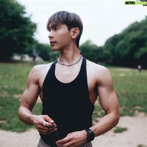 Nat Thewphaingam Wiki, Biography, Age, Gallery, Spouse and more