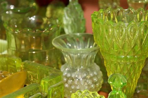 How To Spot Uranium Glass | Storables