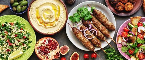 11 Best Lebanese Food To Delight Your Taste Buds & Senses